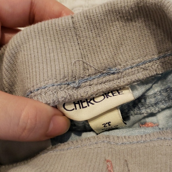 Light wash denim jeans - Picture 3 of 4